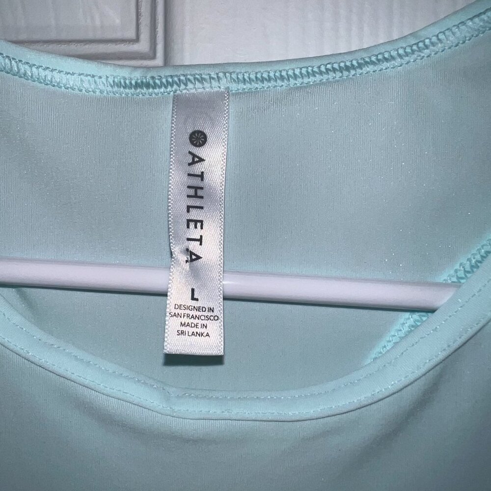 Athleta Ultimate Hybrid Tank Light Blue Size L - Picture 2 of 4